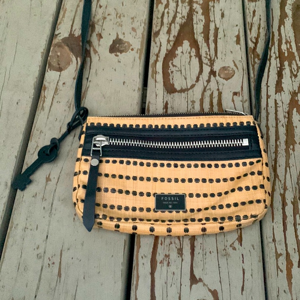 Fossil Dawson Small Crossbody Dot Pattern Tan Bla… - image 1